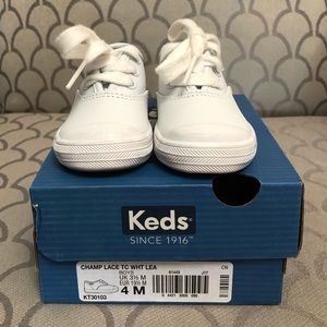 Keds boys sneakers size 4